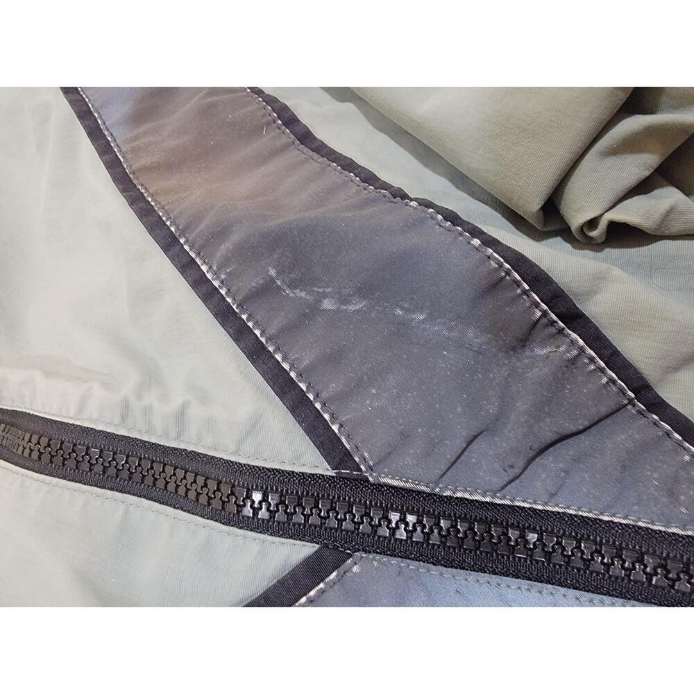 US Army PT Jacket Mens Gray Reflective Chevron Full Zip Windbreaker Training - Picture 3 of 15